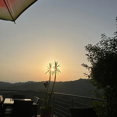 Apartmán Mit Pool Und Aussicht *